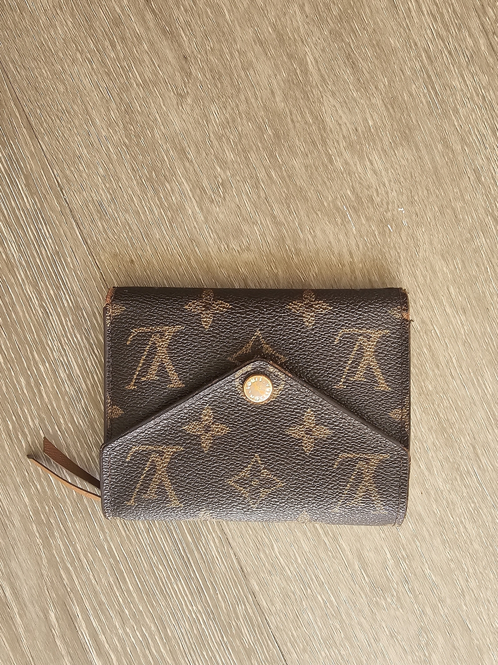 Louis Vuitton Monogram Canvas Compact Card Holder Wallet in Brown